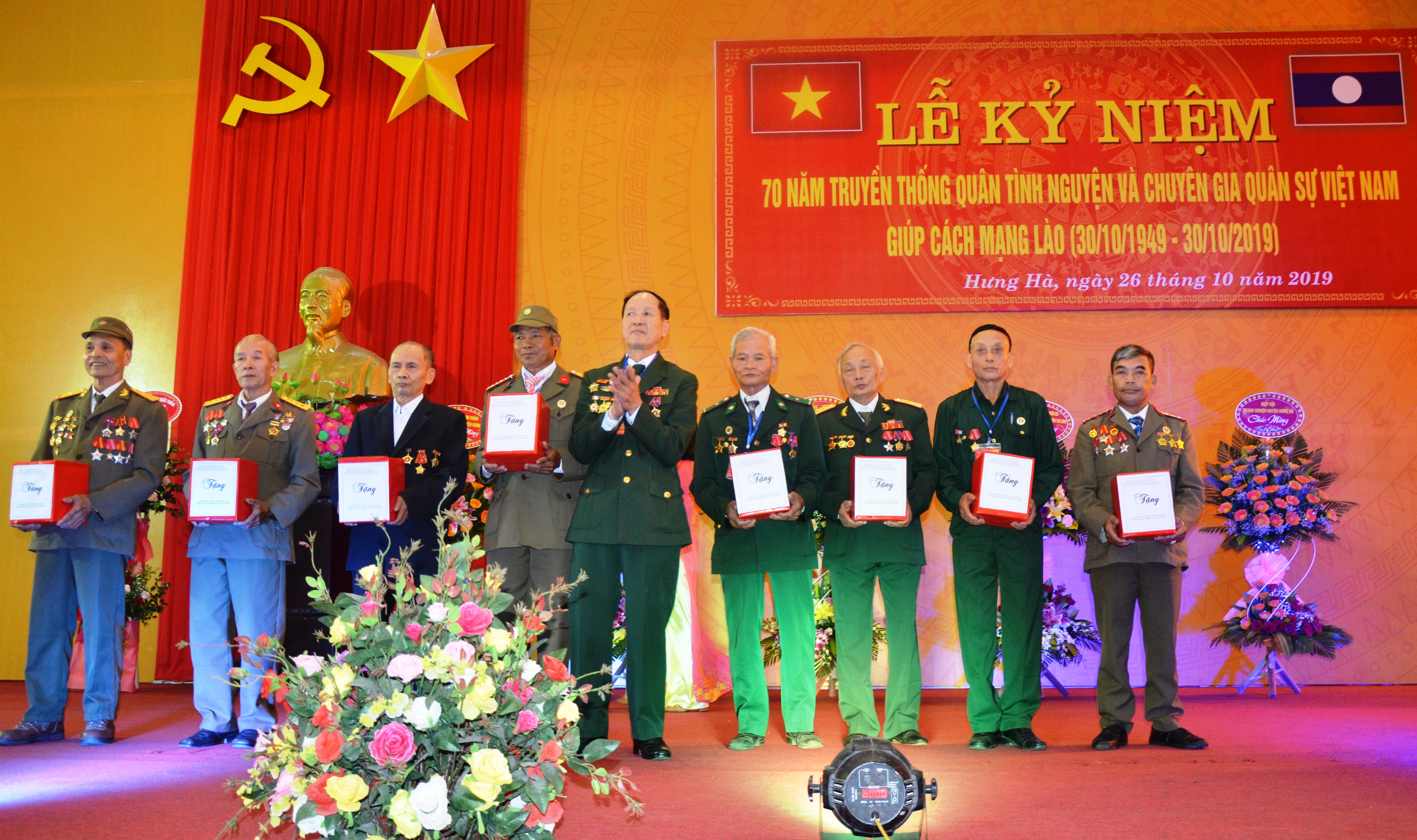 Anh dũng trong chiến đấu - ấm tình đồng đội giữa đời thường

